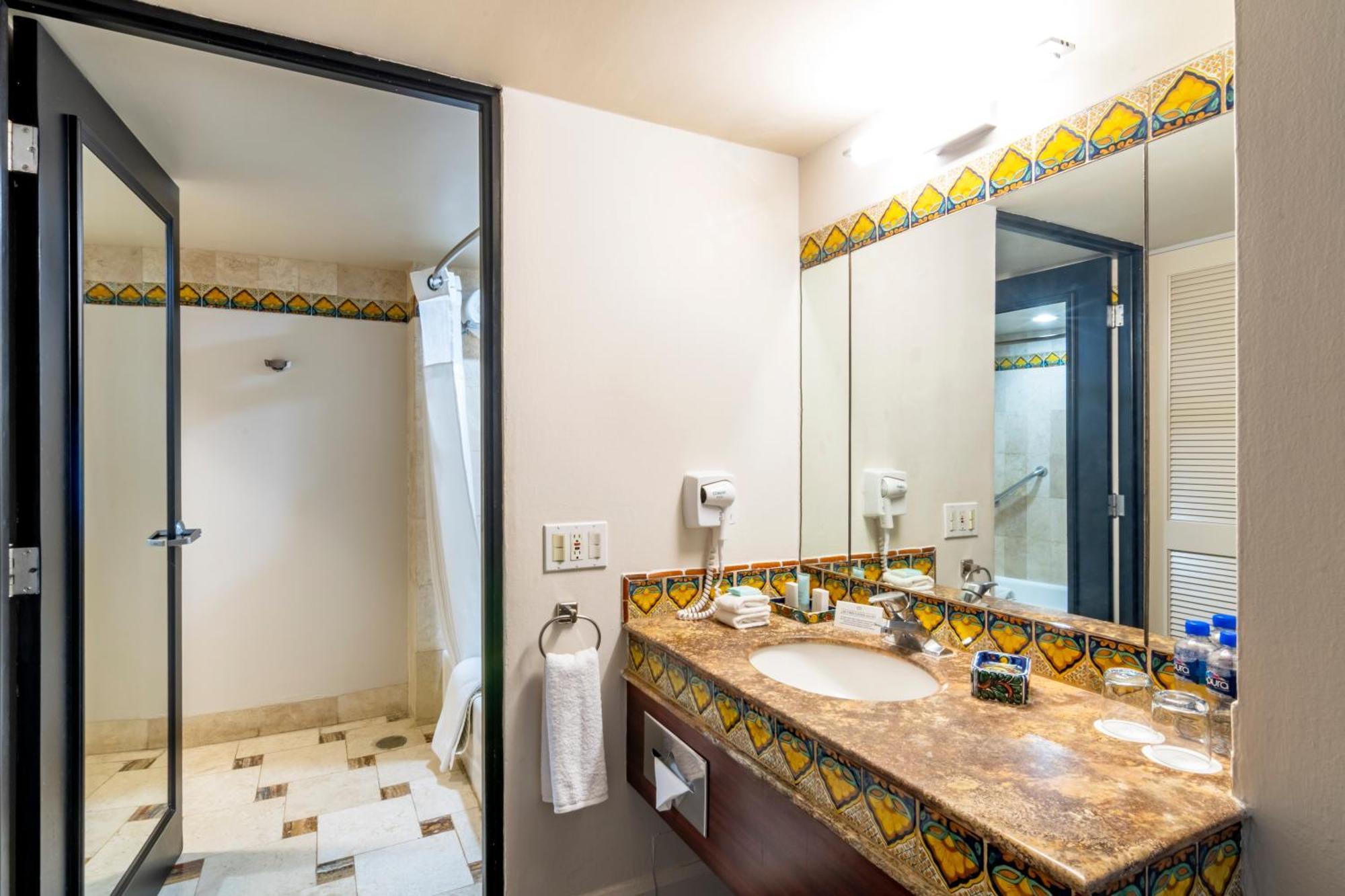 Hotel Lucerna Culiacán Εξωτερικό φωτογραφία