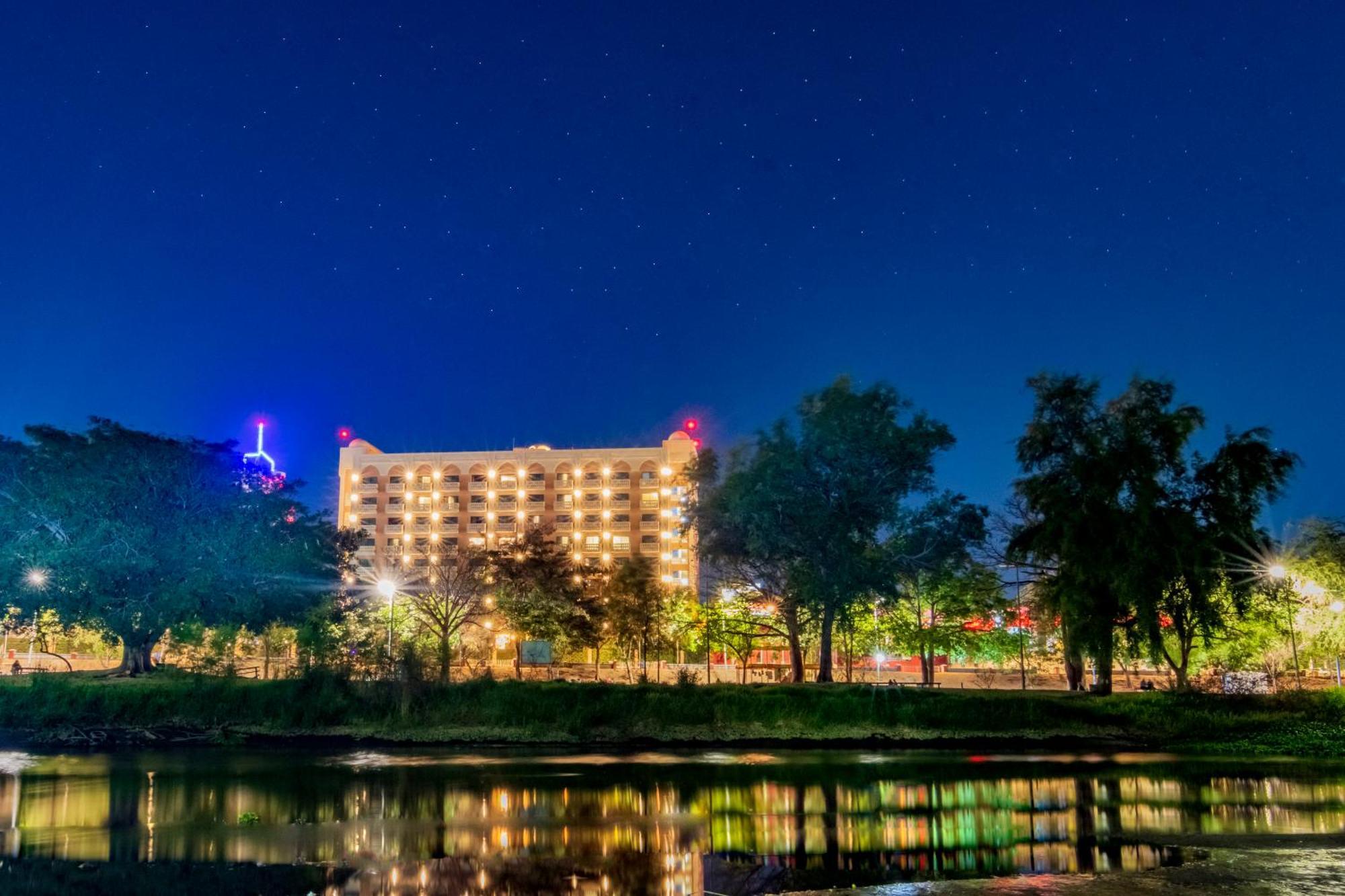 Hotel Lucerna Culiacán Εξωτερικό φωτογραφία