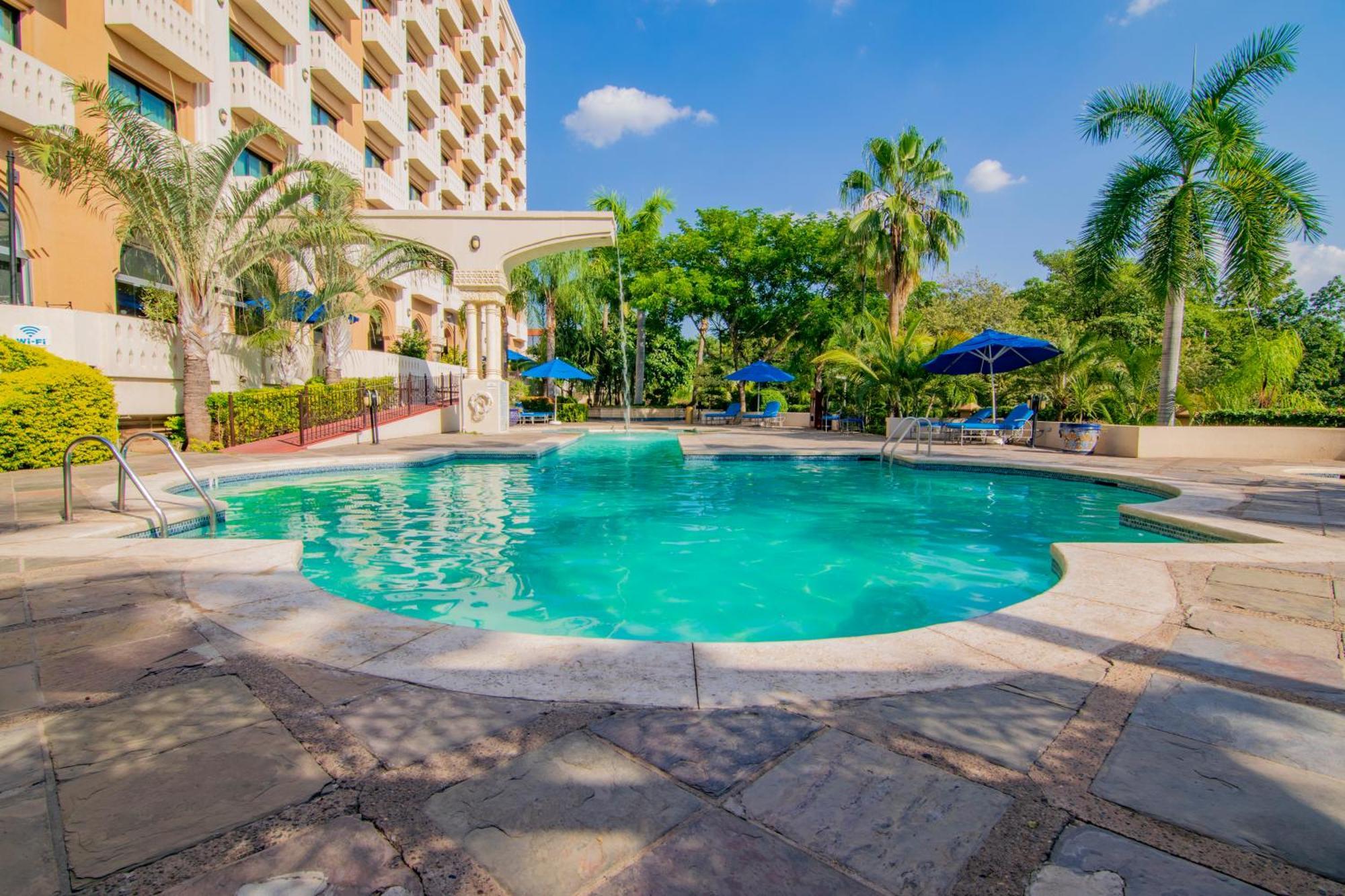 Hotel Lucerna Culiacán Εξωτερικό φωτογραφία